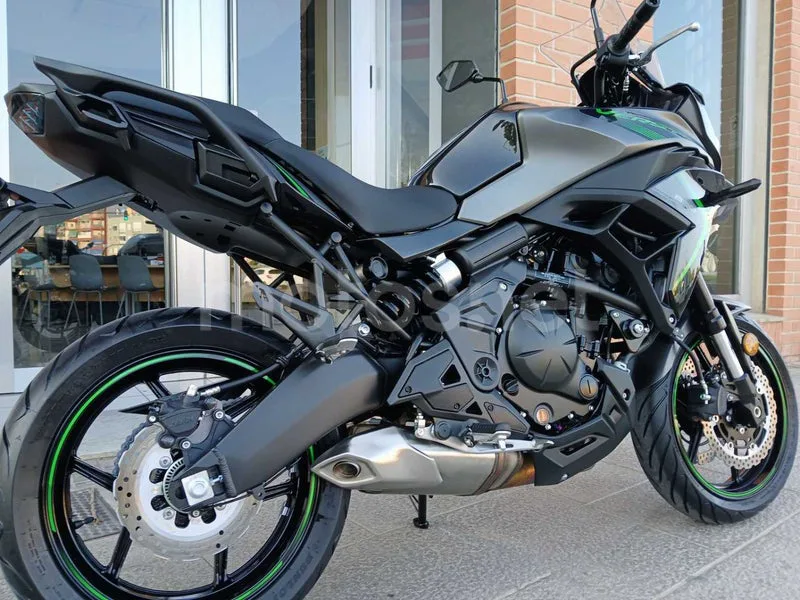 Kawasaki Versys 650 - Vista 5
