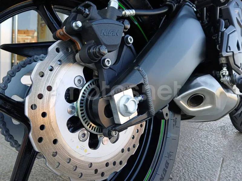 Kawasaki Versys 650 - Vista 12