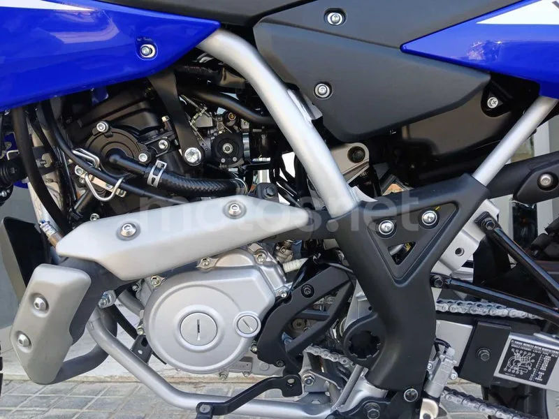 Yamaha WR125R - Vista 12