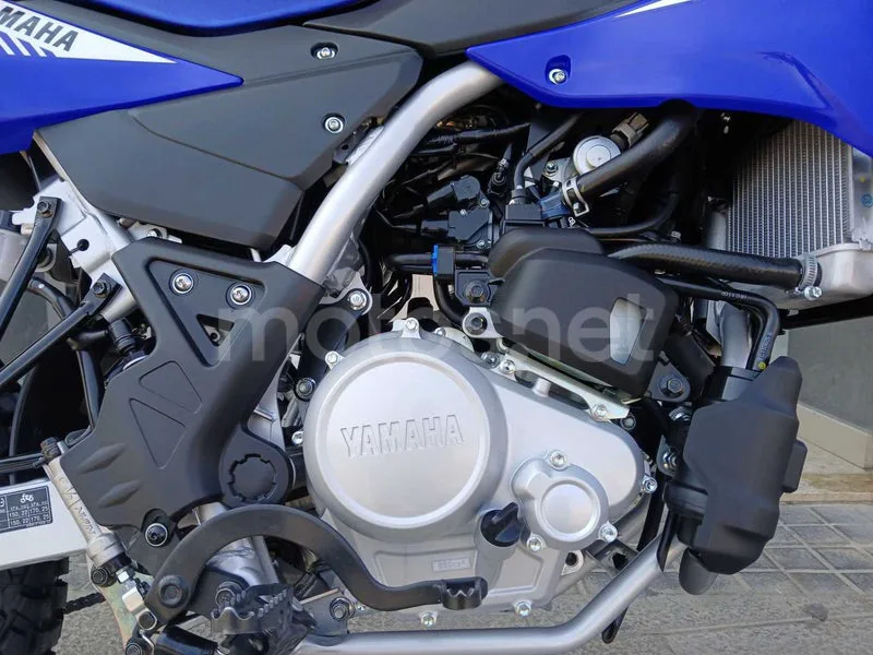 Yamaha WR125R - Vista 9