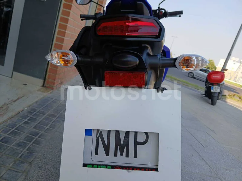 Yamaha WR125R - Vista 11