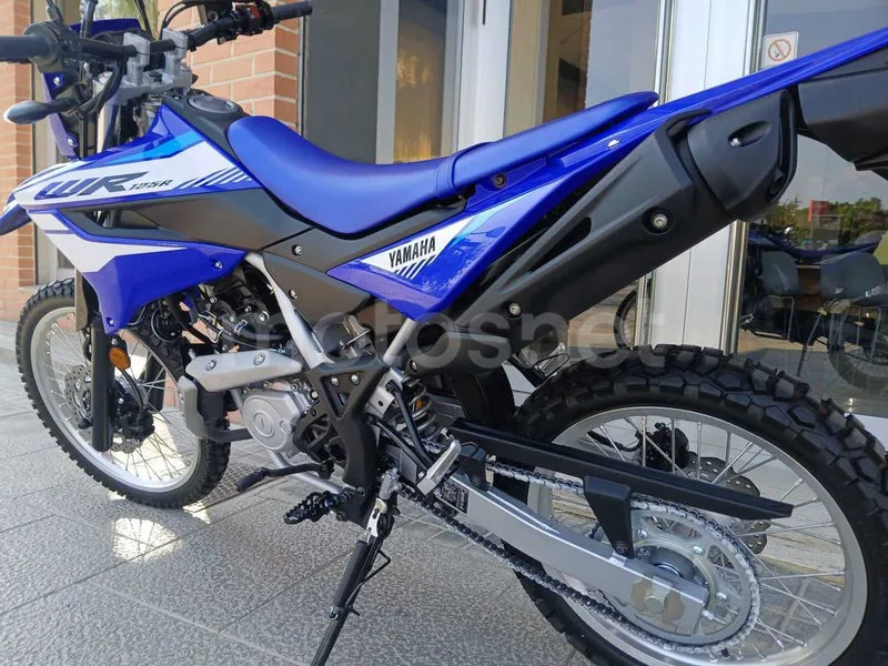 Yamaha WR125R - Vista 7