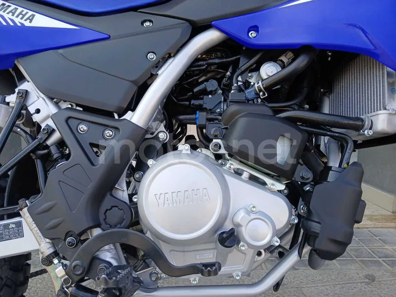 Yamaha WR125R - Vista 9