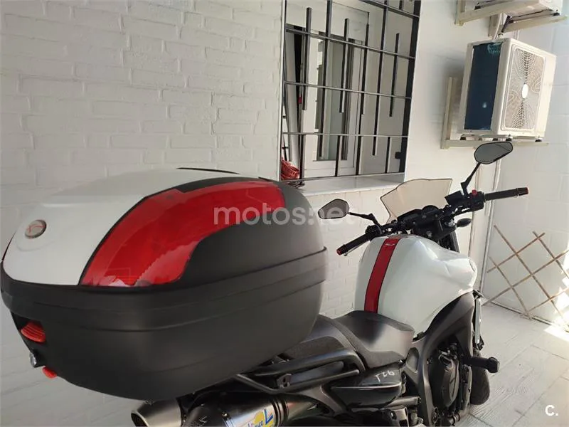 Yamaha FZ6 Fazer S2 - Vista 6