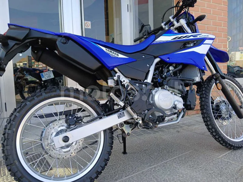 Yamaha WR125R - Vista 3