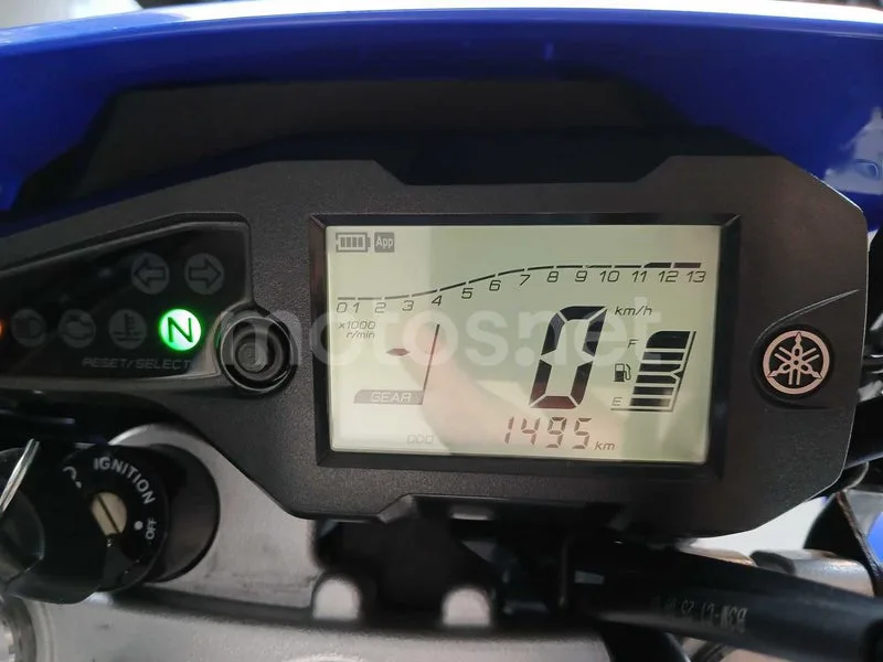 Yamaha WR125R - Vista 8