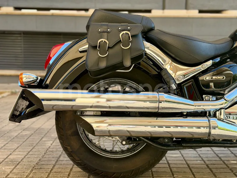 Suzuki Intruder C800 - Vista 19