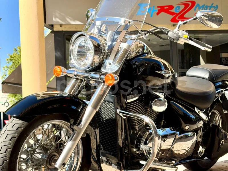 Suzuki Intruder C800 - Vista 33