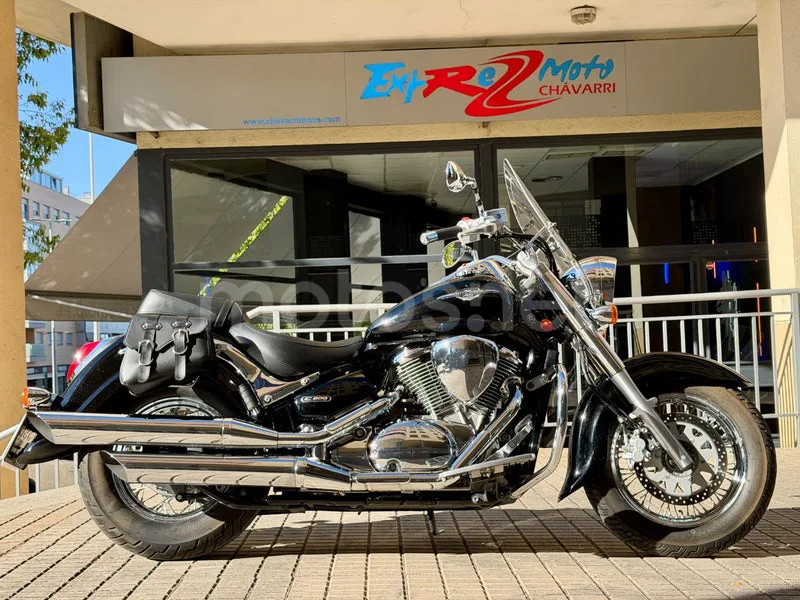 Suzuki Intruder C800 - Vista 5