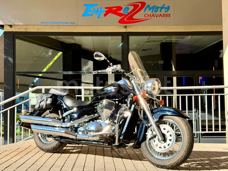 Suzuki Intruder C800 - Vista 45