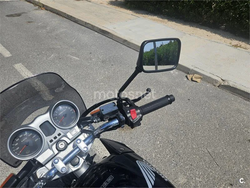 Honda CBF250 - Vista 11