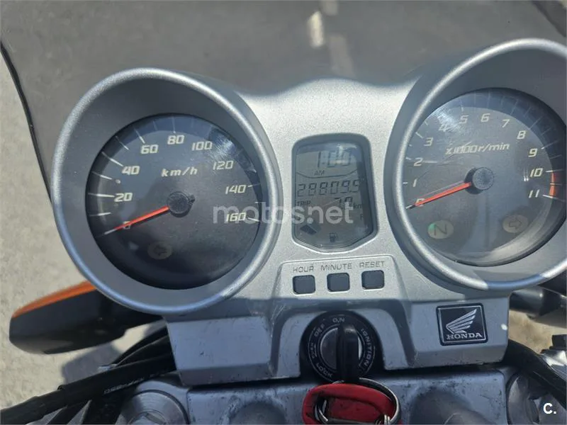 Honda CBF250 - Vista 8