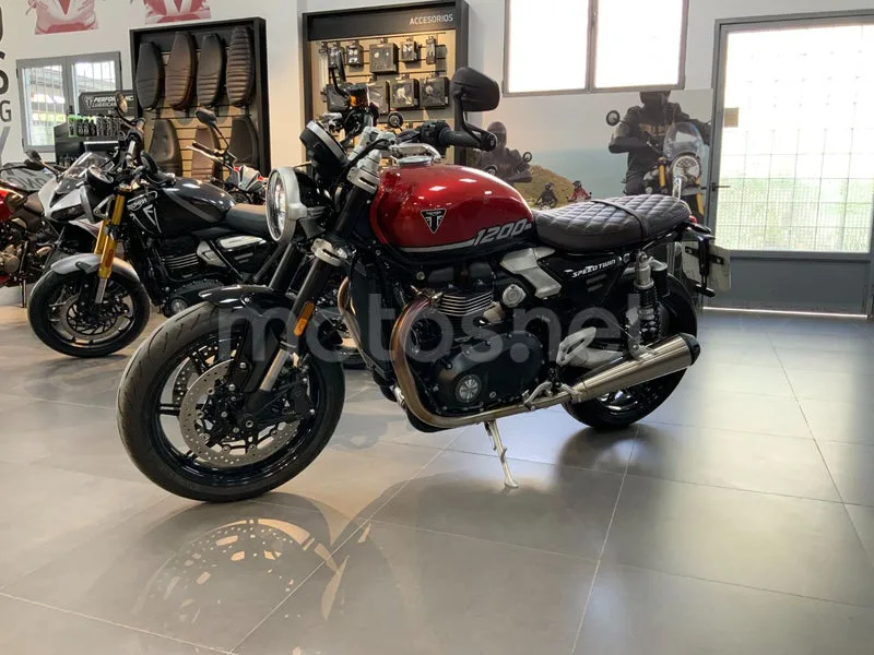 Triumph Speed Twin 1200 - Vista 4