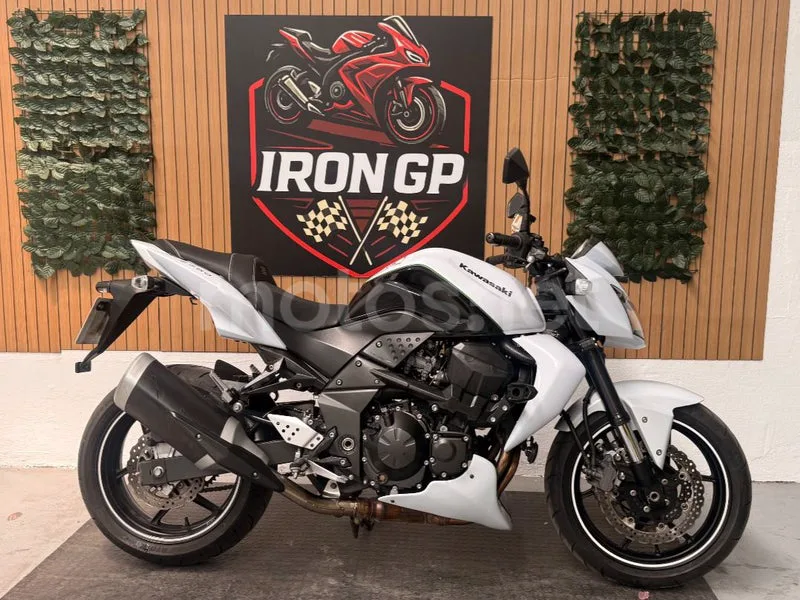 Kawasaki Z750 - Vista 6