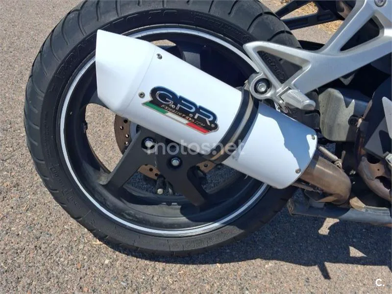 Honda VFR800F - Vista 4