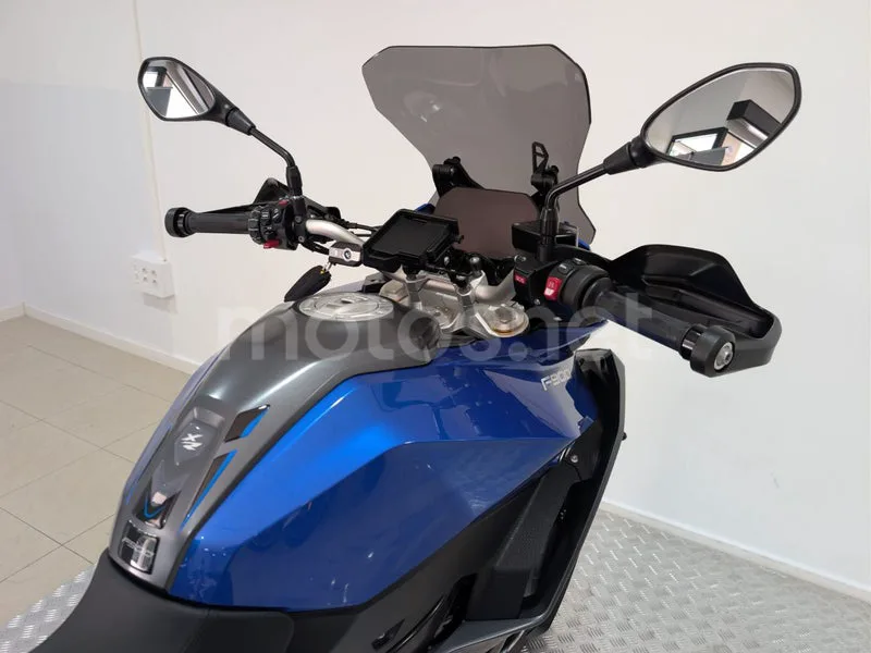BMW F 900 XR - Vista 14