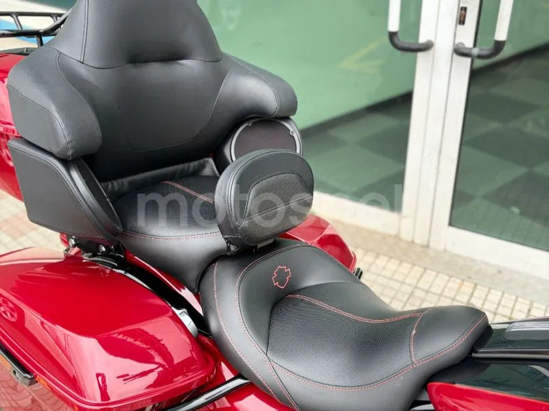 Harley-Davidson Road Glide - Vista 12