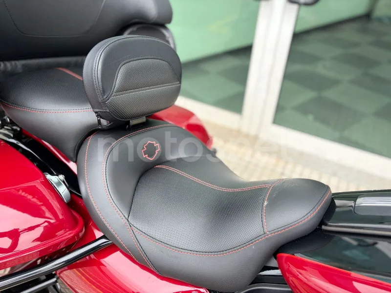Harley-Davidson Road Glide - Vista 13