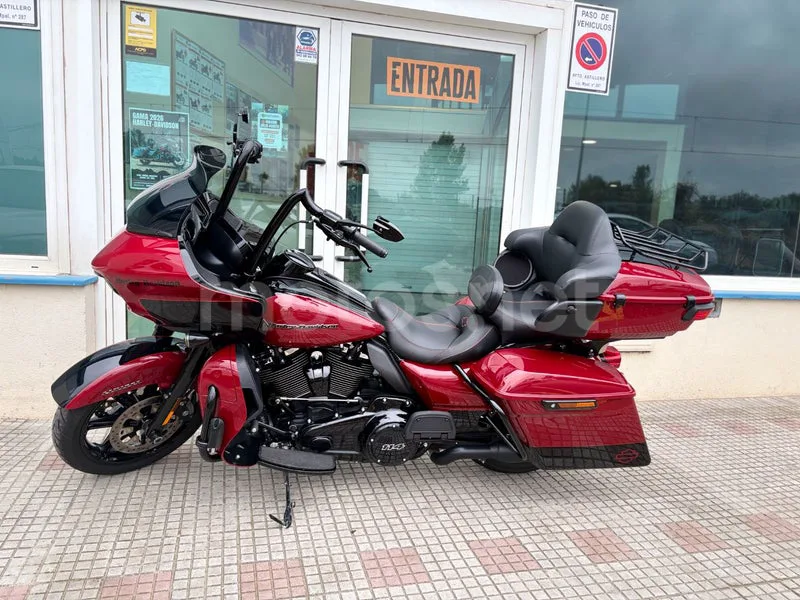 Harley-Davidson Road Glide - Vista 21