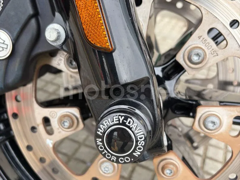 Harley-Davidson Road Glide - Vista 7