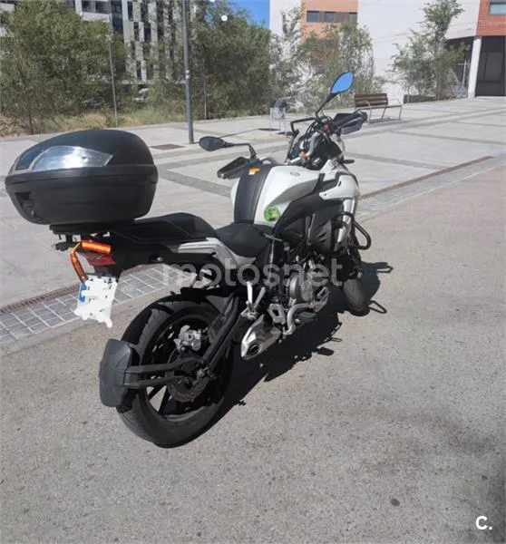 Benelli TRK 502 - Vista 11