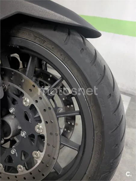 Benelli TRK 502 - Vista 16