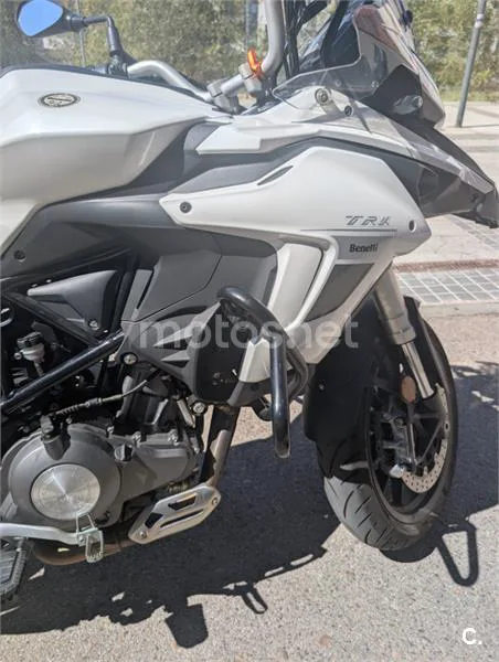 Benelli TRK 502 - Vista 4