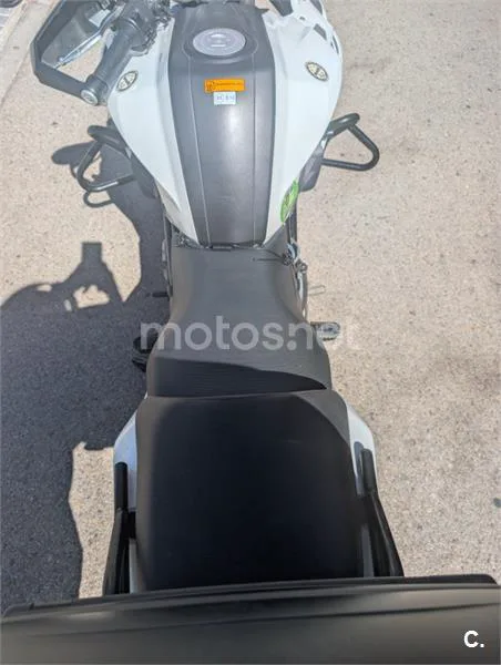 Benelli TRK 502 - Vista 8