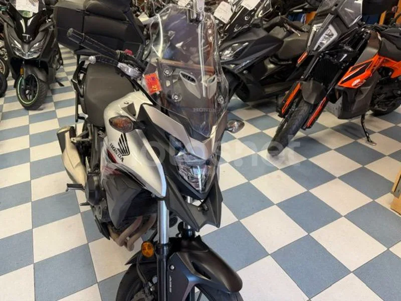 Honda CB500X - Vista 3