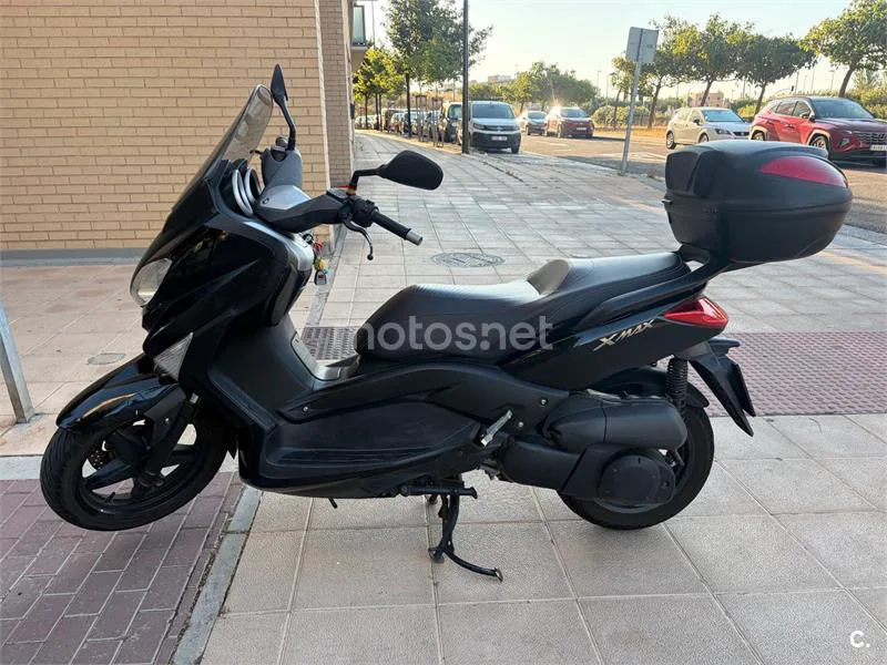 Yamaha XMAX 250 - Vista 3