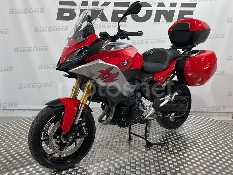 BMW F 900 XR - Vista 3