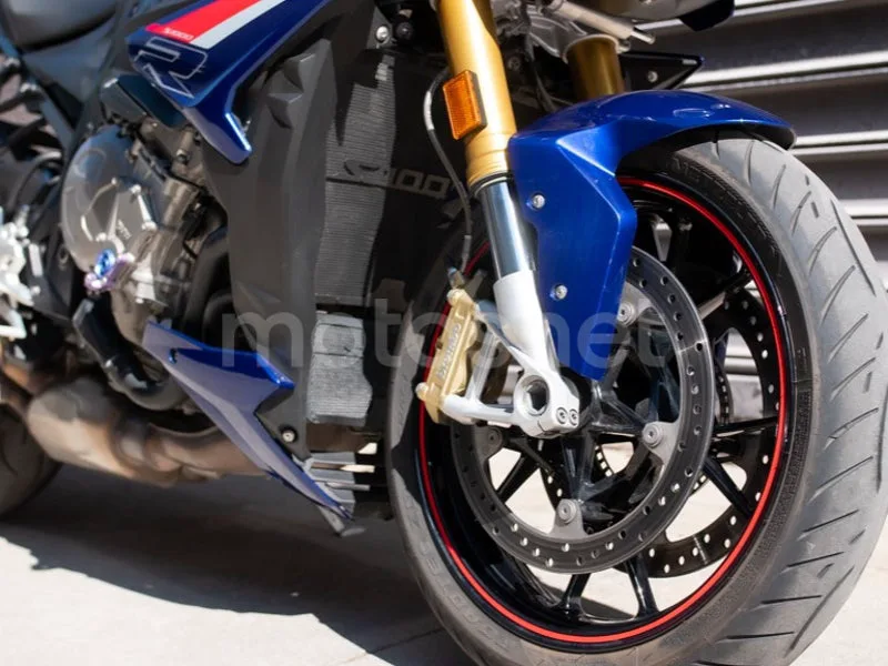 BMW S 1000 R - Vista 4