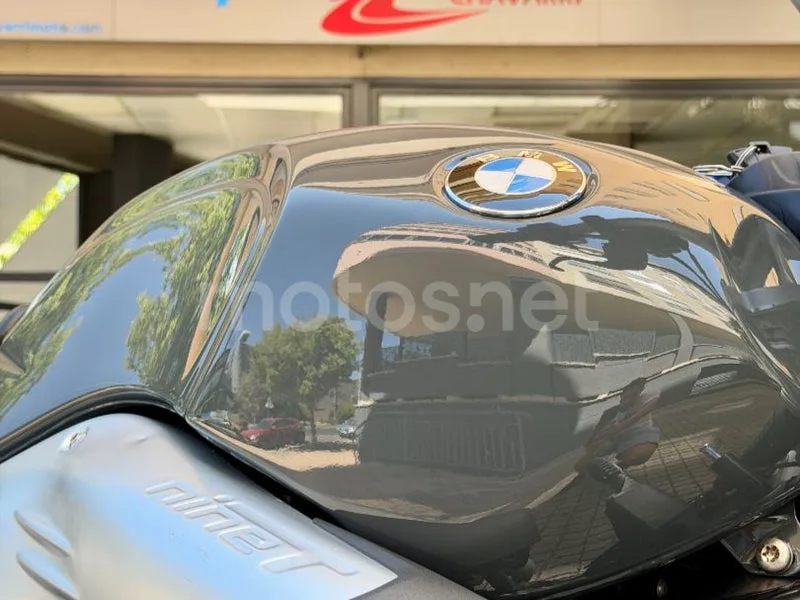 BMW R nineT - Vista 16