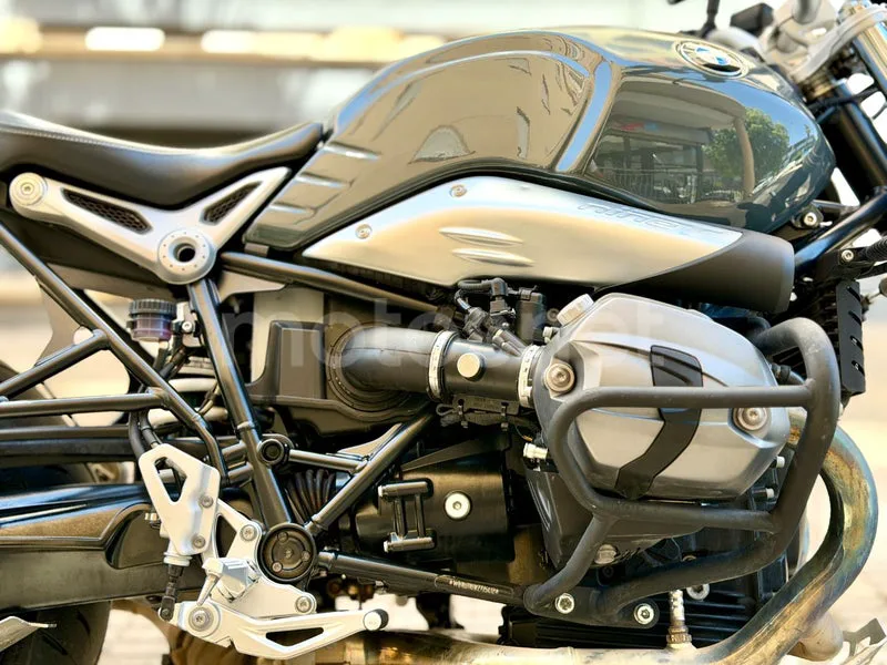BMW R nineT - Vista 25