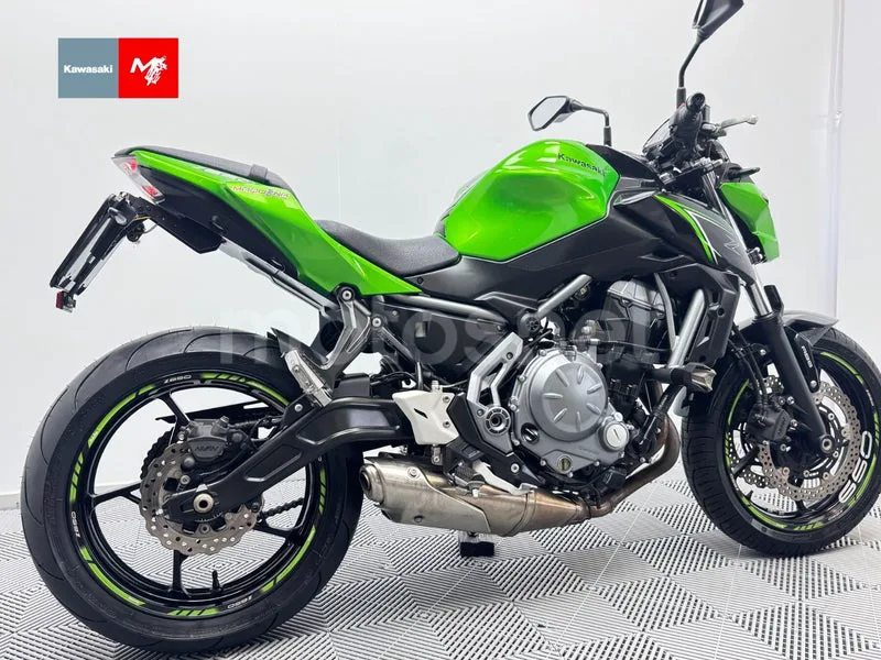 Kawasaki Z650 - Vista 5