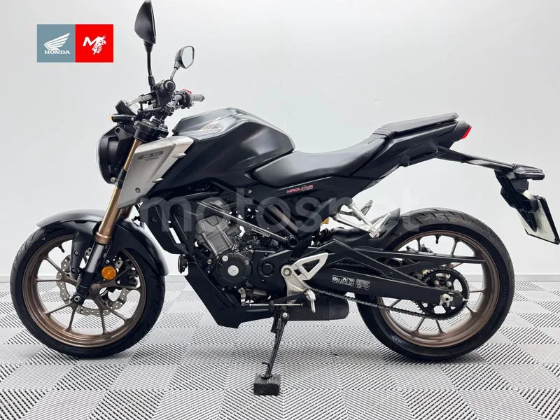 Honda CB125R - Vista 6