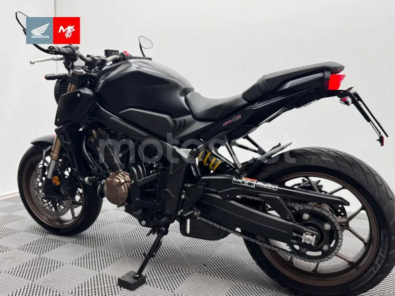 Honda CB650R - Vista 7