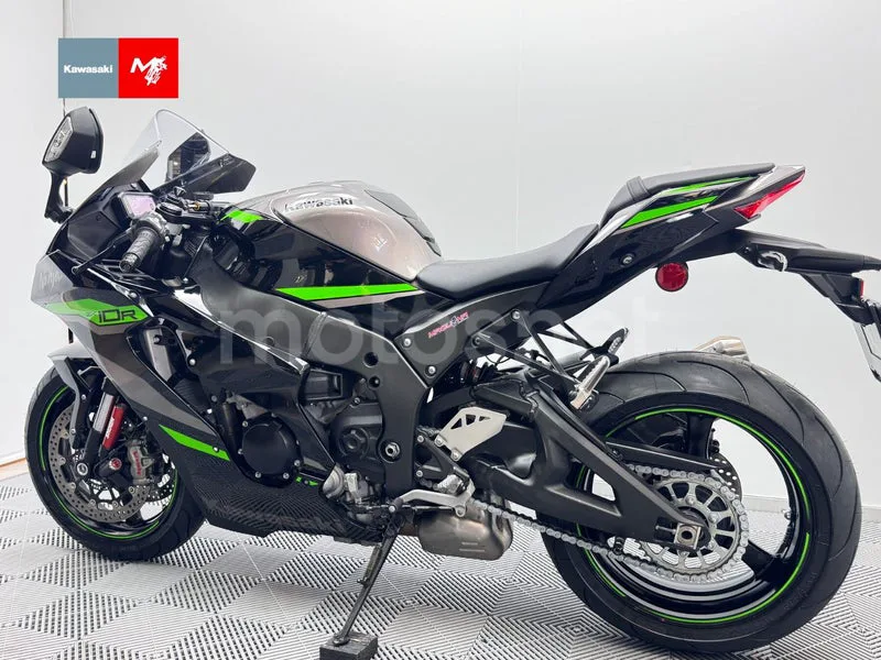 Kawasaki Ninja ZX-10R - Vista 7
