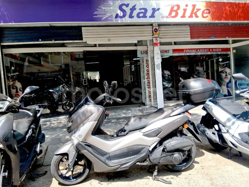 Yamaha NMAX 1980 € 2019 Barcelona - 1
