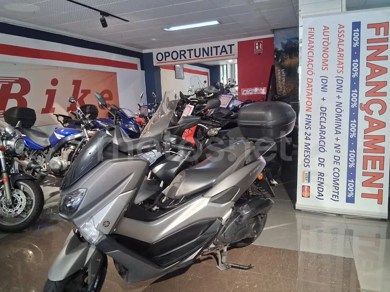 Yamaha NMAX - Vista 21