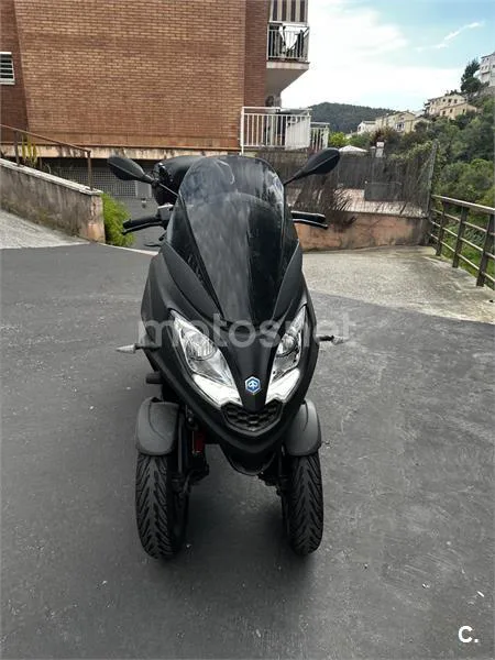 Piaggio MP3 - Vista 4