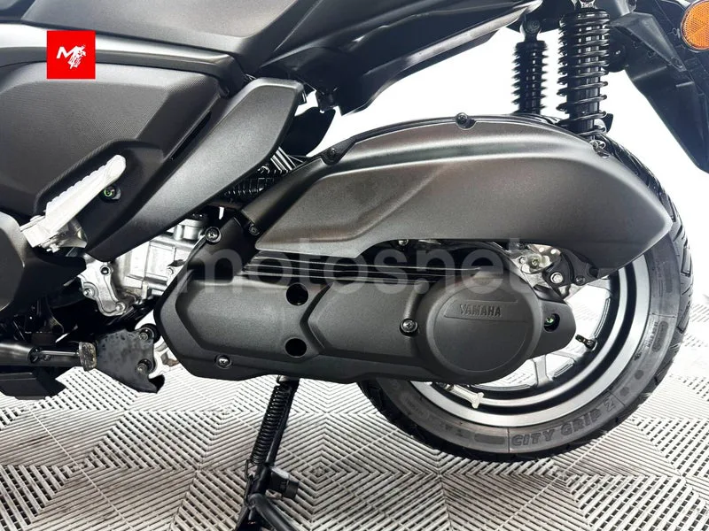 Yamaha XMAX 125 - Vista 21
