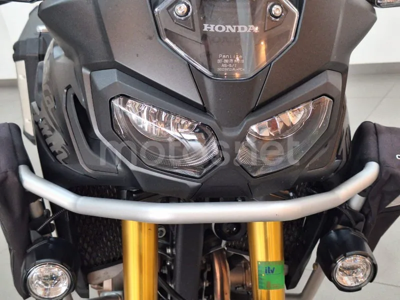 Honda CRF1000L Africa Twin - Vista 6