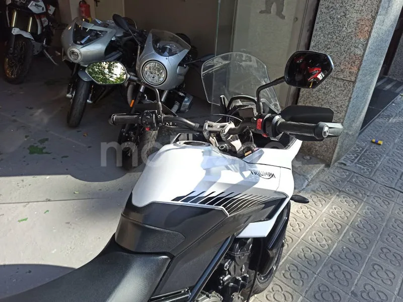 Triumph Tiger Sport 660 - Vista 5