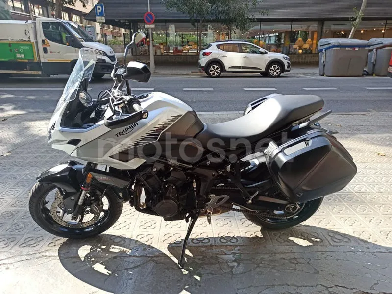Triumph Tiger Sport 660 - Vista 7