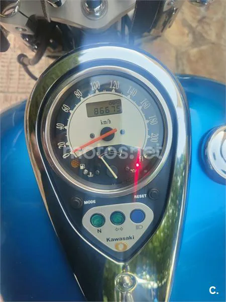 Kawasaki VN900 Classic - Vista 6