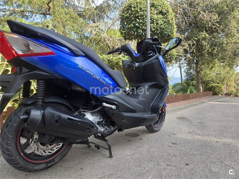 SYM Joymax 125 2700 € 2017 Girona - 2