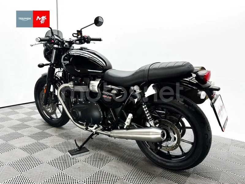 Triumph Street Twin - Vista 17