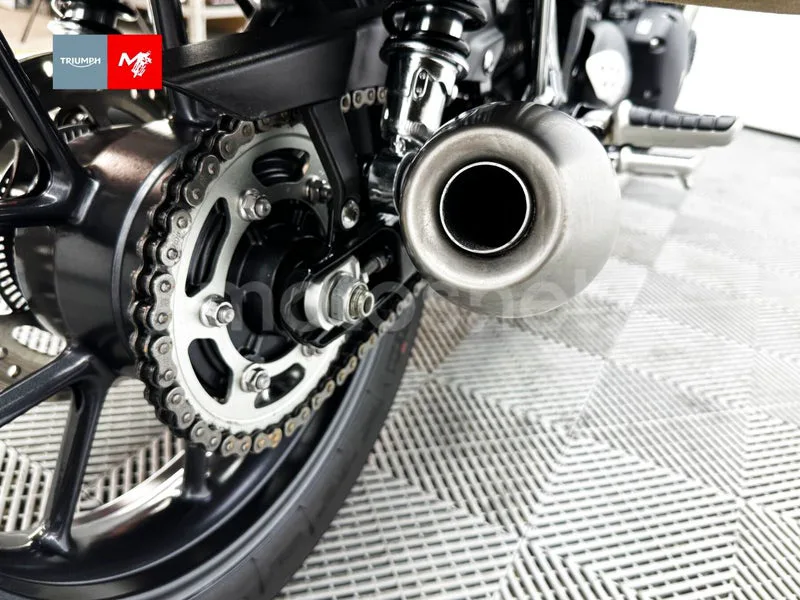Triumph Street Twin - Vista 21