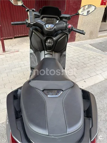 Yamaha XMAX 125 - Vista 6